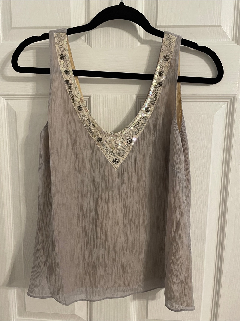 NWT Sigrid Olsen 100% silk Sleeveless Taupe Sequin V-Neck Women's Top size 12